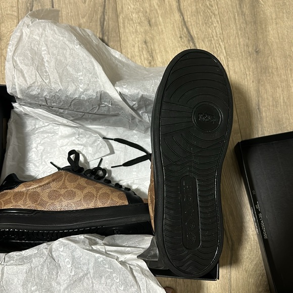 Brand New Coach Sneakers - Picture 5 of 5
